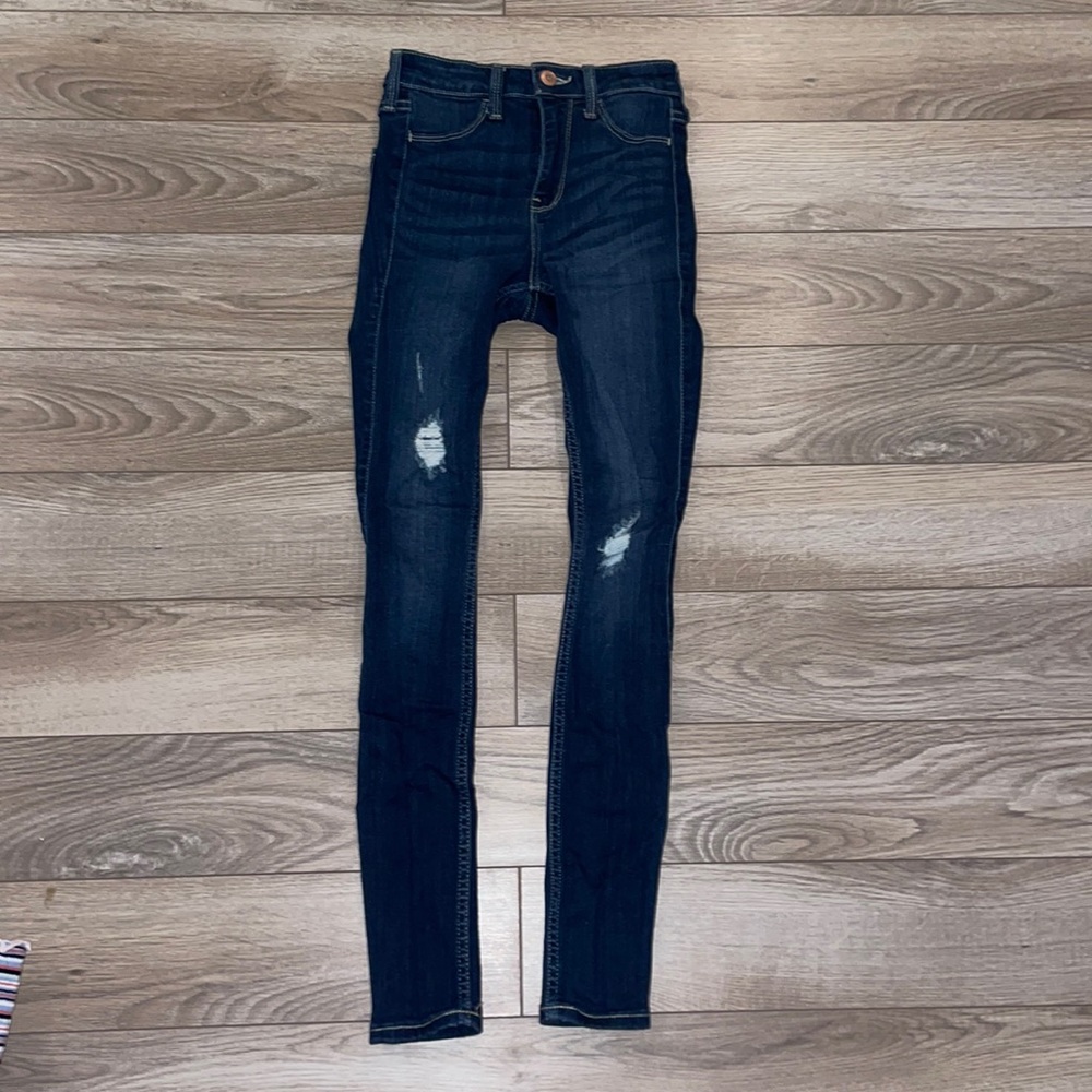 Hollister jeans.